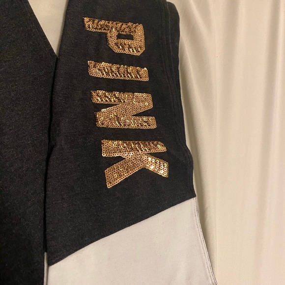 VS PINK yoga leggings with sequins - Picture 3 of 14